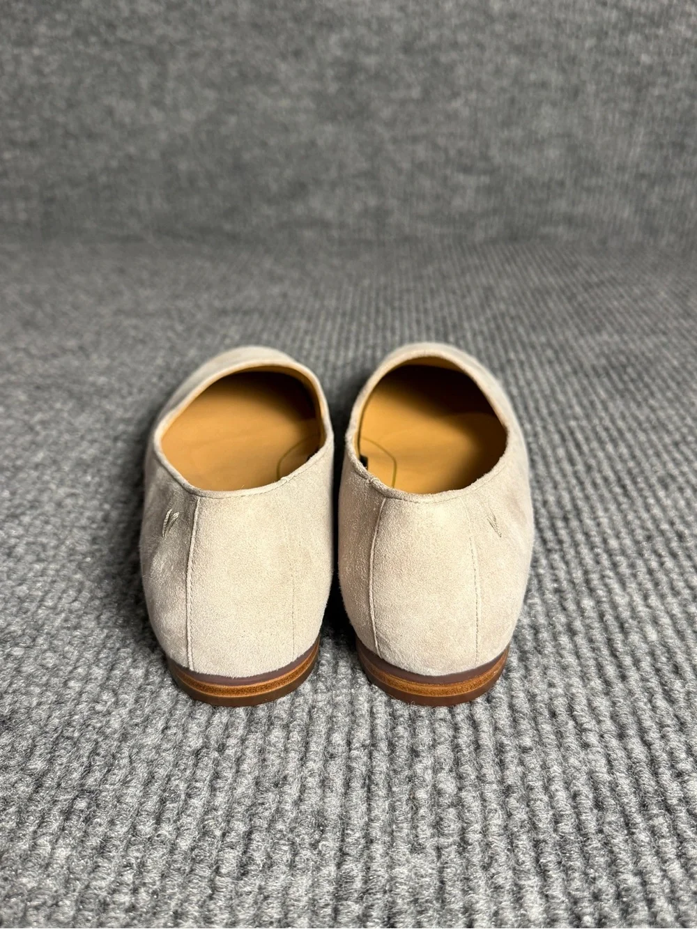 Vionic Willia II Taupe Gray Suede Slip-On Loafer with Tan Insole Size 7.5